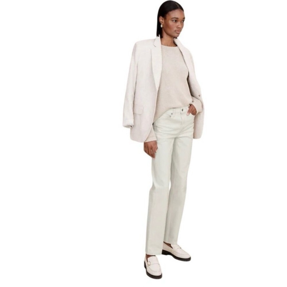 Banana Republic | The Straight Jean in Optic White/ Button Fly
